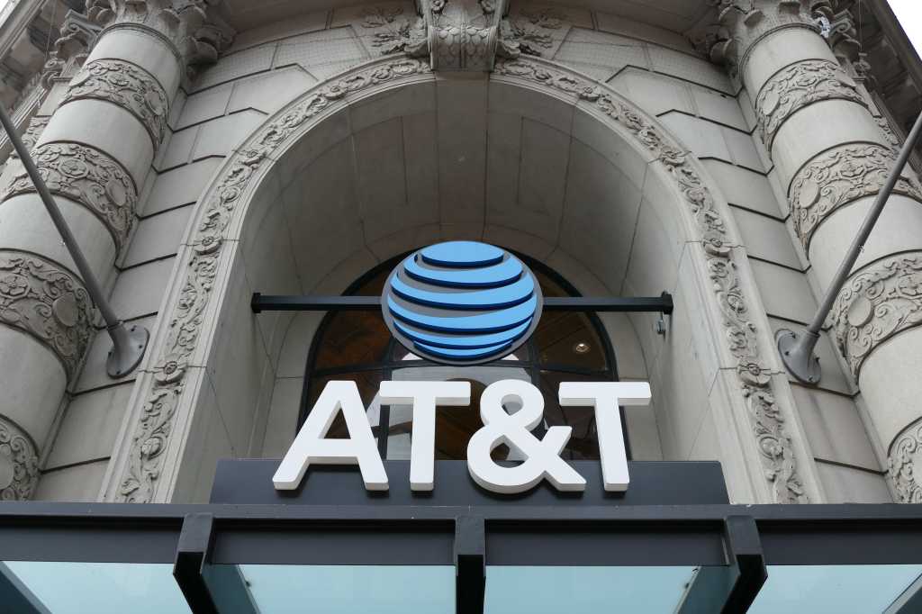 Sign at AT&T's flagship San Francisco store