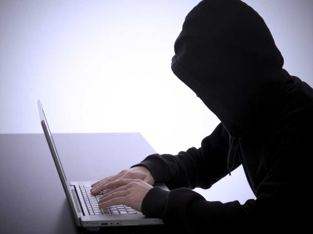 Hoodie hacker dude