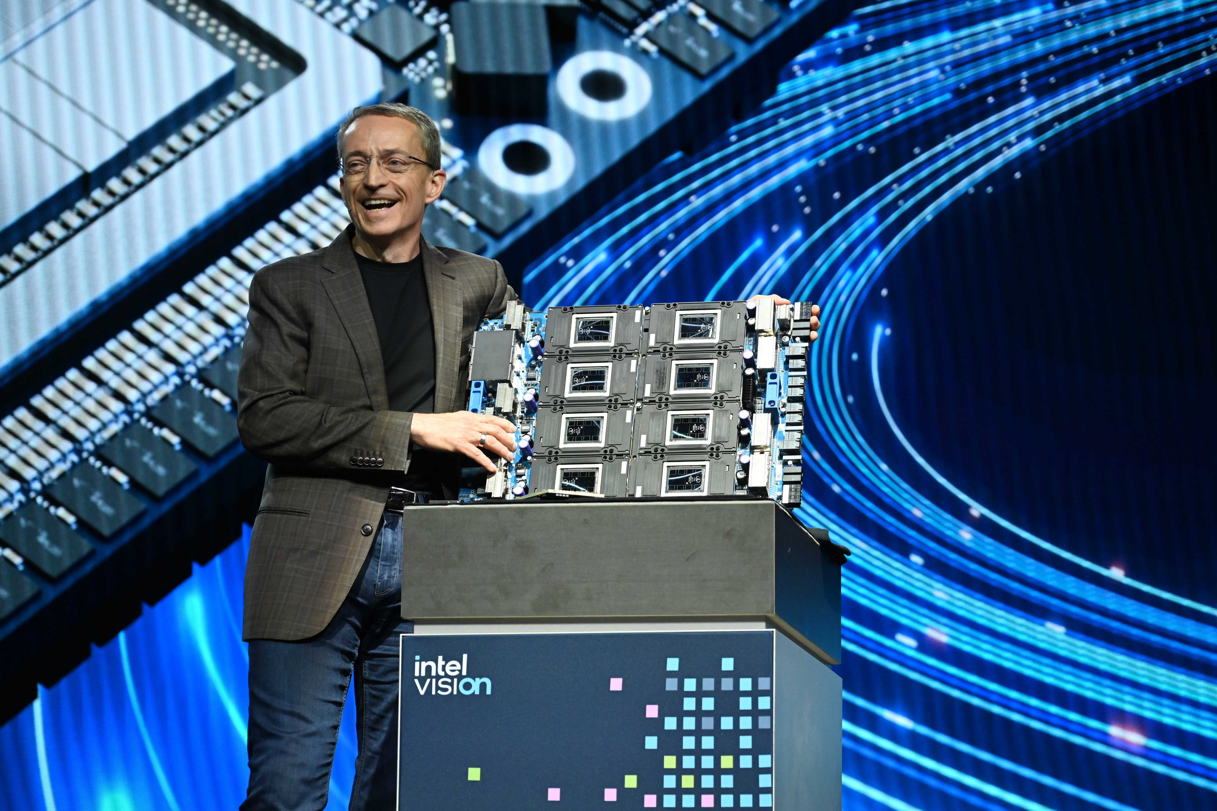 Intel flexes AI chops with Gaudi 3 accelerator, new networking for AI fabrics - Vimarsana News